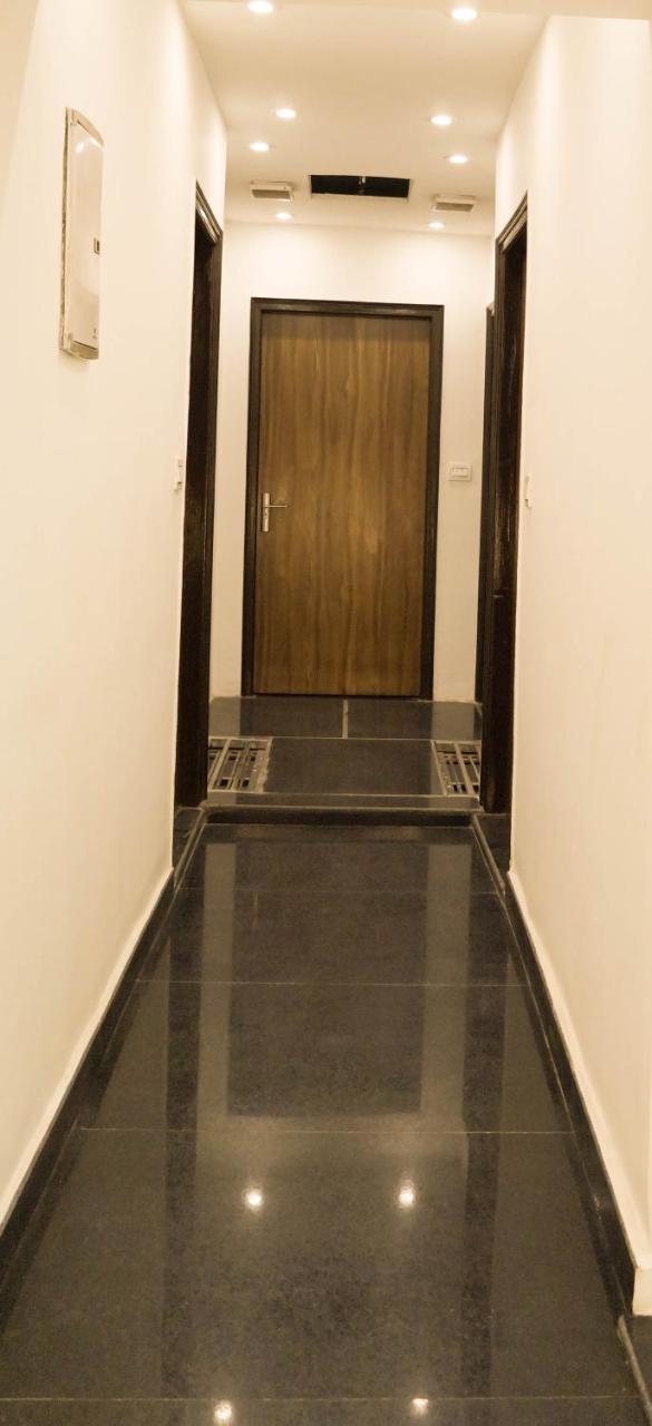 Osakataj Hotell Agra  Exteriör bild