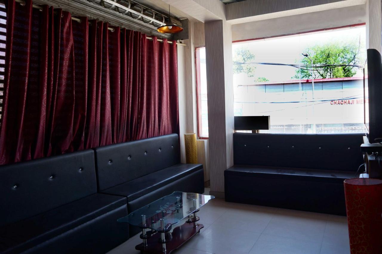 Osakataj Hotell Agra  Exteriör bild